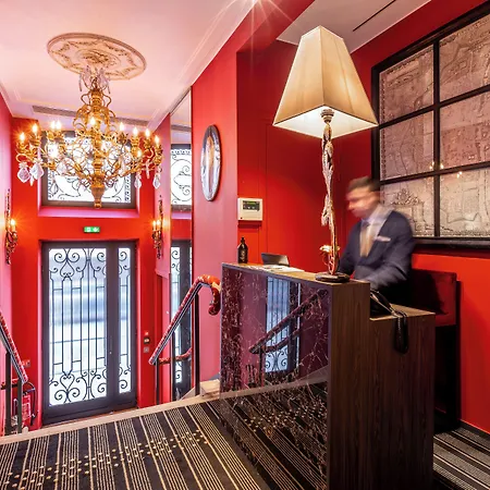Maison Barnes Trocadero Hotel 5*