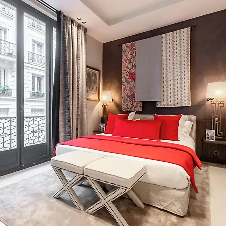 Maison Barnes Trocadero Hotel 5*